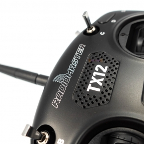 Aparatura radio do drona Radiomaster TX12 MKII ELRS