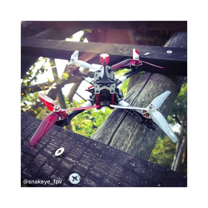Ethix P4 Candy Cane 5.1x4x3 – FPV Polycarbonate Propellers