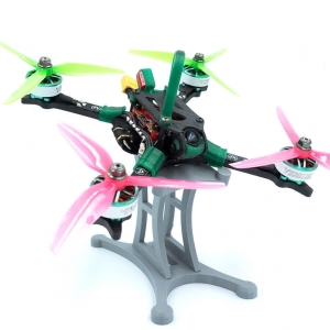 FPV Racing Drones: light, small and fast